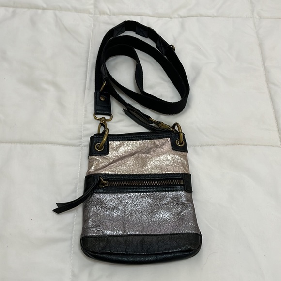 The Sak Metallic Purse - Picture 4 of 13